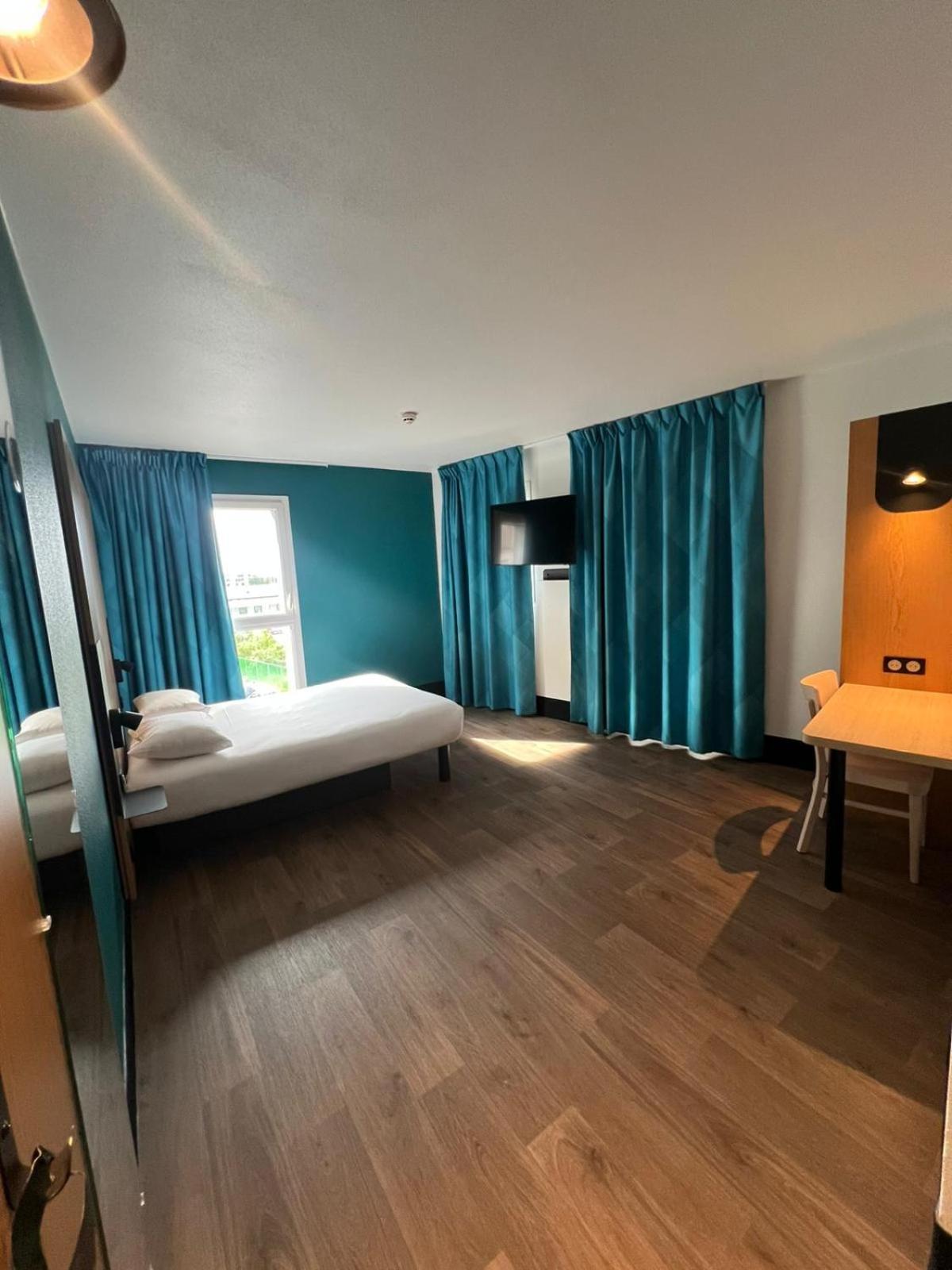 B&B Hotel Paris Romainville Noisy-Le-Sec Exterior foto
